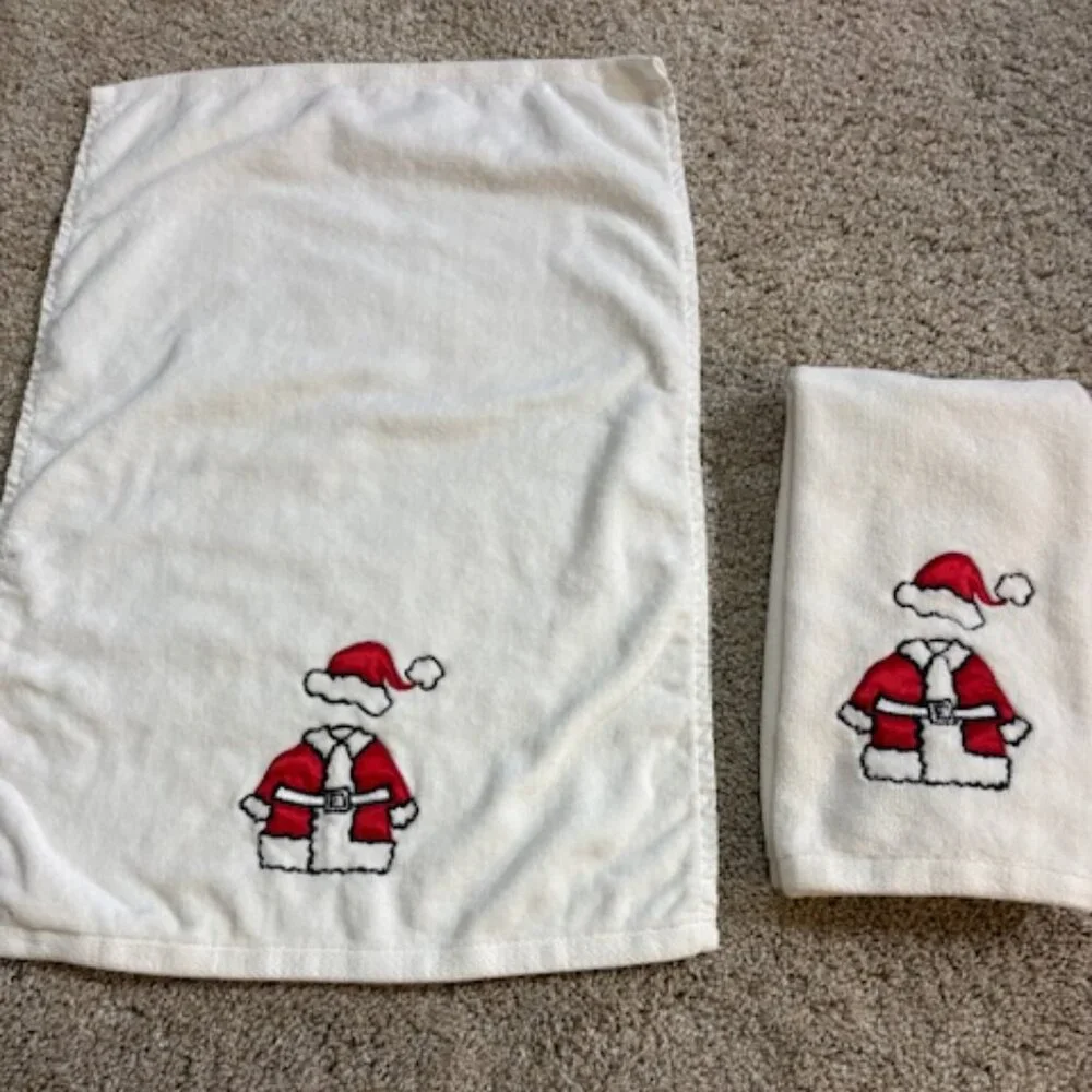 New St. Nicholas Square Set of 2 Santa Suit Hand Towels